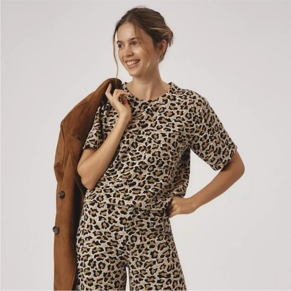 Maeve Knit Boxy Tee in Leopard Print NWT - Picture 4 of 5